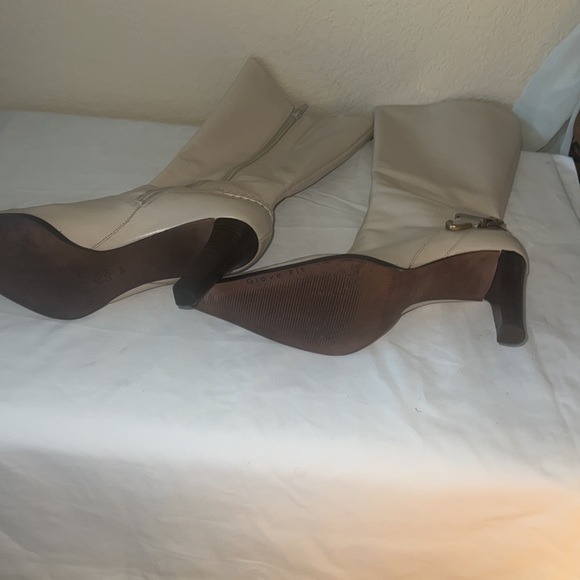 Sharp boots in excellent condition! - Picture 4 of 4